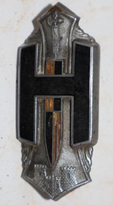 1931-1932 Hupmobile Radiator Emblem Badge (1 of 2)