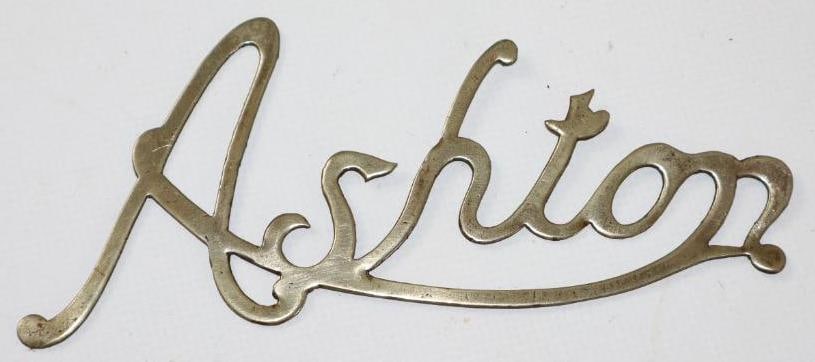 Ashton Automobile Radiator Emblem Script (1 of 2)