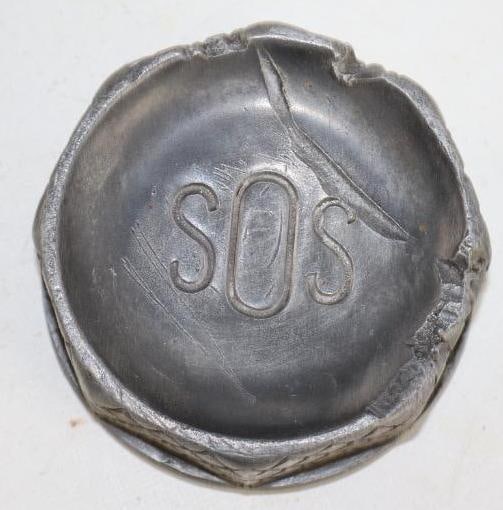 SOS Bus Threaded Automobile Hub Cap: 4.5" diameter