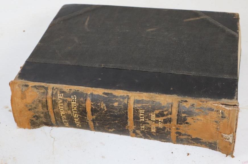 Automotive Industries The Automobile July - December 1922 Volume Reference Book: 9"x 11.5" Binding in poor shape