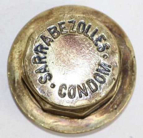 Brass Sarrabezolles Condom Threaded Automobile Hub Cap: 3.25" diameter