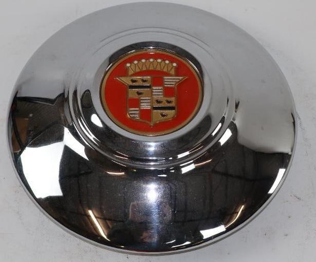 1941 Cadillac Motor Car Company Automobile Hubcap (1 of 2)