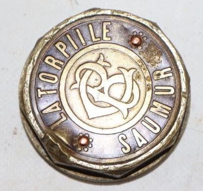 Brass CB Latorpiile Saumur Threaded Automobile Hub Cap: 2.25" diameter