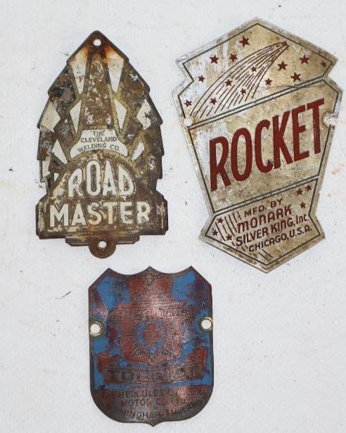 Group of 3 Hercules, Roadmaster, Rocket Bicycle Head Badges (1 of 2)
