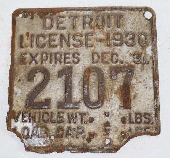 1930 Detroit Michigan MI Truck License Plate: 6.75" x 7". The bottom corners have been cut