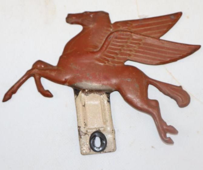 Mobil Pegasus Advertising License Plate Toppers: 6.5" x 4.5"