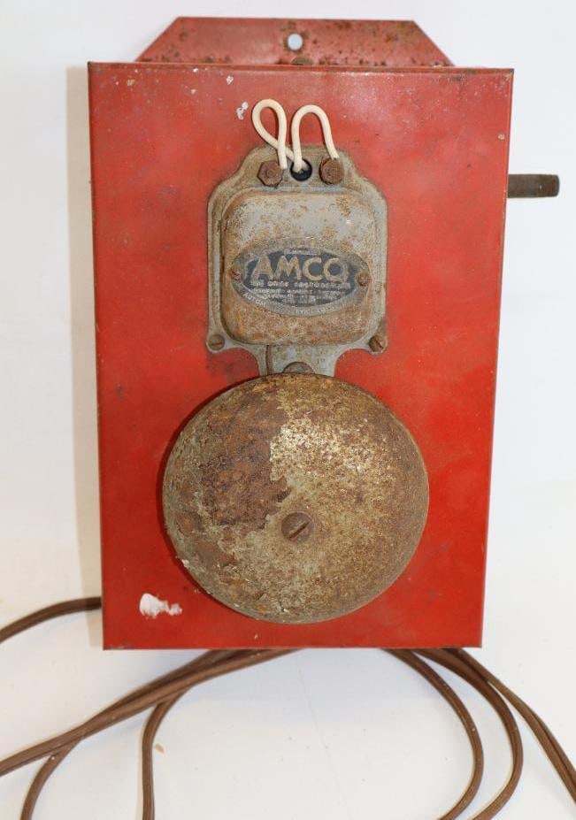 Amco Service Station Driveway Signal: 6" x 9" x 3"