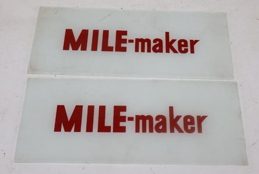 1 Pr. of Marathon Mile-Maker Gas Pump Advertising Glass (1 of 2)