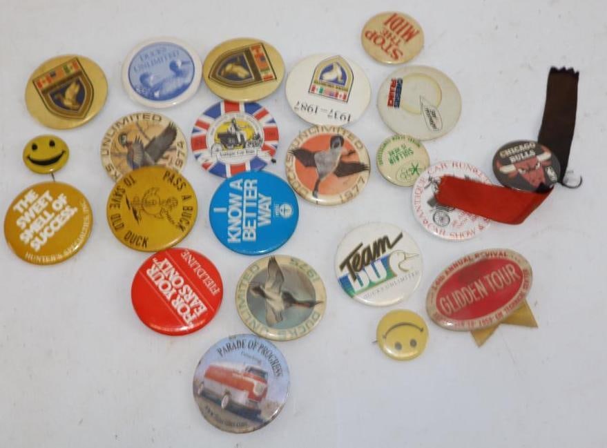 Group of 22 Ducks Unlimited Transportation And Other Advertising Pin Back Badges (1 of 2)
