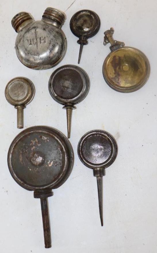 Group of 7 Household Round Flat Handy Oiler Cans (1 of 2)