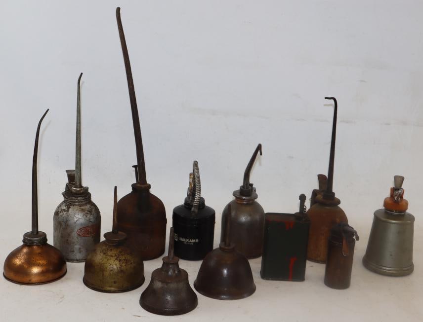 Group of 12 Household Handy Oiler Cans (1 of 4)