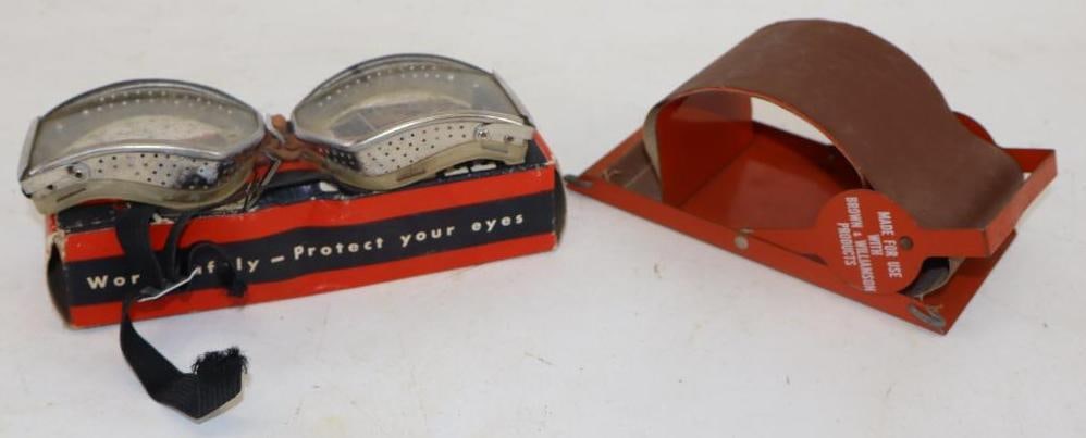 Group of 2 NOS Wide Vision Goggles And Brown Williamson Tobacco Advertising Items (1 of 2)