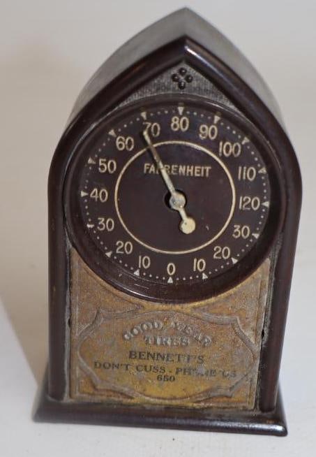 Bennett's Bakelite Advertising Table Top Thermometer: 2.25" x 3.25" x 1.25"