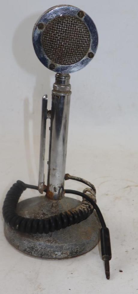 Table Top Plug In Microphone (1 of 3)