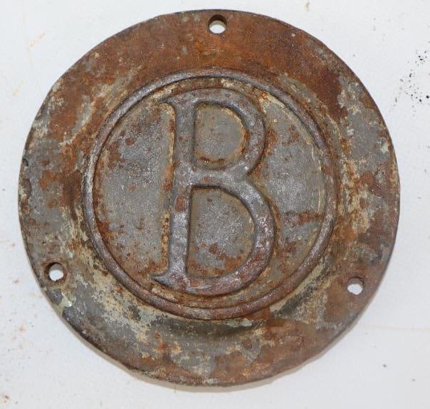 Embossed B Cast Automobile Hubcap (1 of 2)