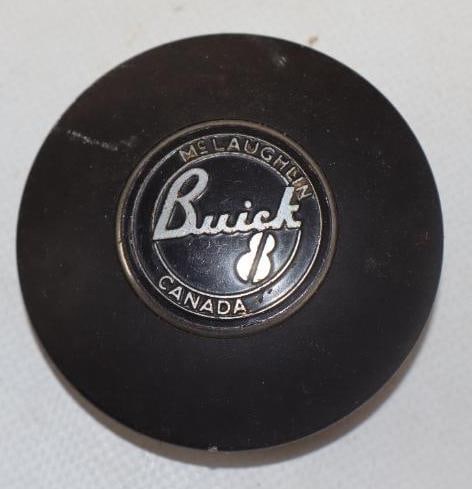 1930's Buick 8 McLaughlin Canada Horn Button Emblem (1 of 2)