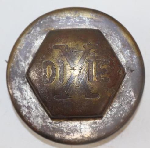 Dixie Brass Threaded Automobile Hubcap: 4" diameter