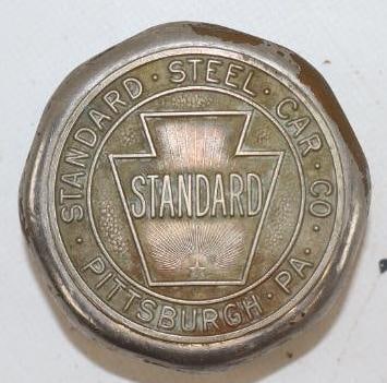 Standard Steel Car Co. Threaded Automobile Hubcap (1 of 2)