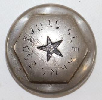 Stearns Syracuse NY Threaded Automobile Hubcap (1 of 2)