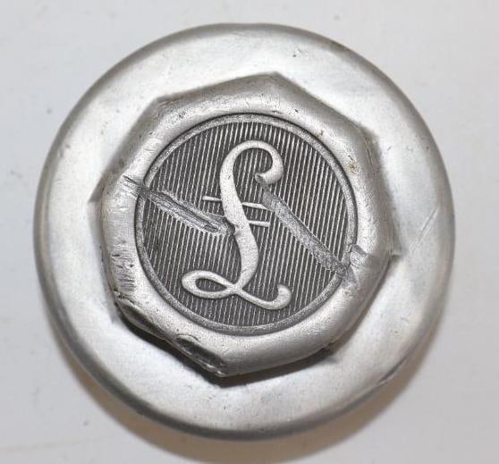 Sterling Knight Threaded Automobile Hubcap (1 of 2)