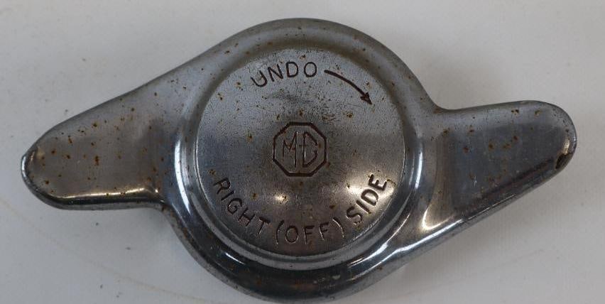 M.G. Threaded Knock-Off Automobile Hubcap (1 of 2)