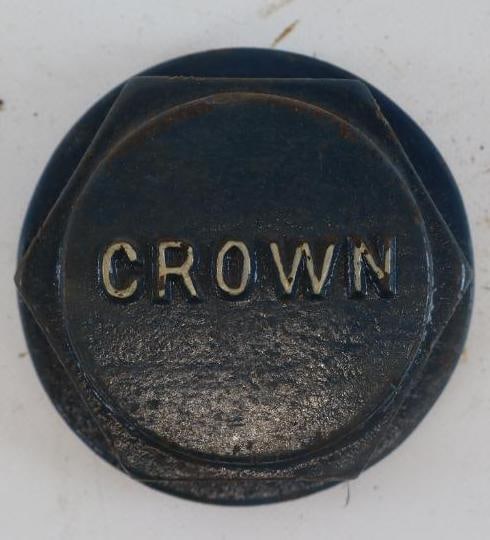 Crown Cast Iron Threaded Automobile Hubcap (1 of 2)