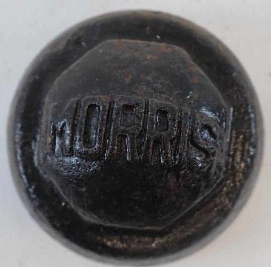 Morris Truck Cast Iron Threaded Automobile Hubcap (1 of 2)