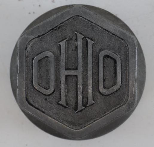 Ohio EL Cast Aluminum Automobile Hubcap (1 of 2)