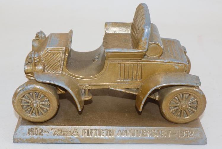 1952 Nash/ Rambler 50th Anniversary Desk Top Paper Weight: 6.25" x 3.75" x 4" back right fender has crack