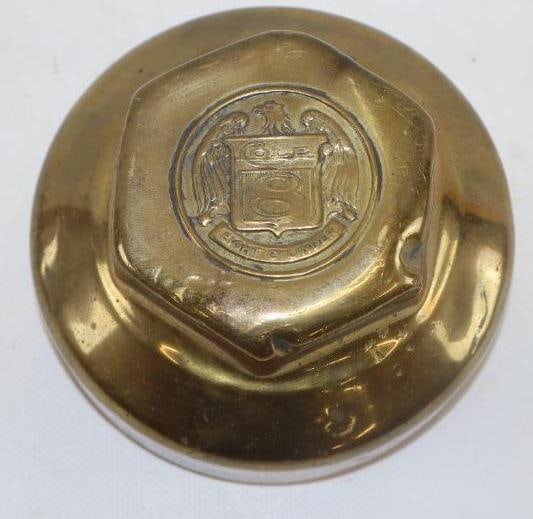 Brass Cole 8 Threaded Automobile Hub Cap (1 of 2)