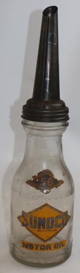 Sunoco Glass 1 Quart Oil Bottle (1 of 2)