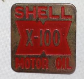 Shell X 100 Motor Oil Advertising Pin Back Badge (1 of 2)