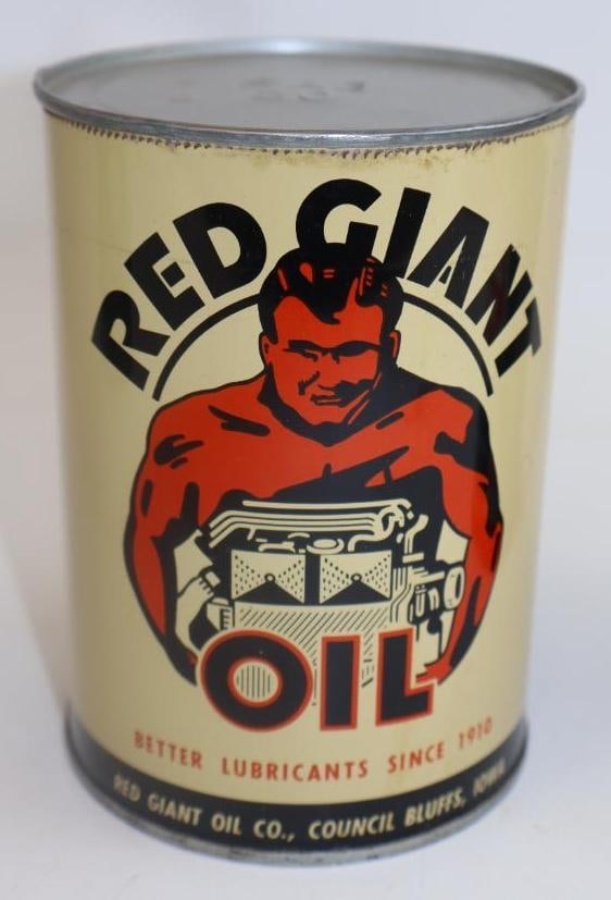 Red Giant Metal 1 Quart Oil Can (1 of 4)