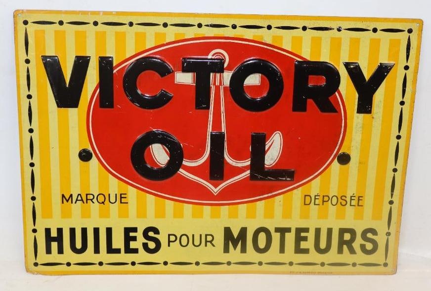 Embossed Victory Engine Oil Single Sided Tin Tacker Advertising Sign (1 of 5)