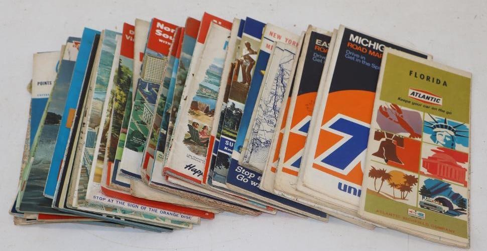 Group of 31 Gas Station Advertising Road Maps RPM, Marathon, Cities Service, Gulf, Esso, DX,