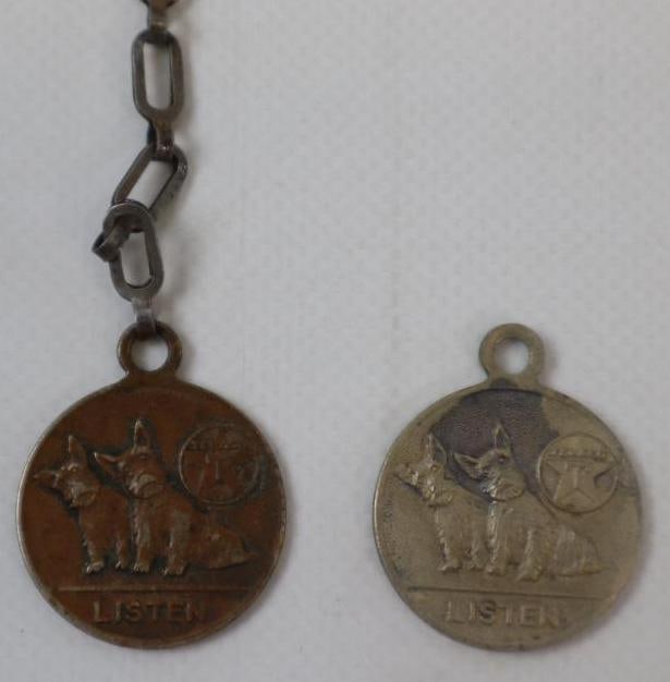 Group of 2 Texaco License Advertising Tags: 1" diameter each