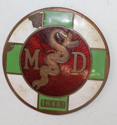 Cloisonne Medical Doctor Radiator Emblem Badge: 3.50" diameter