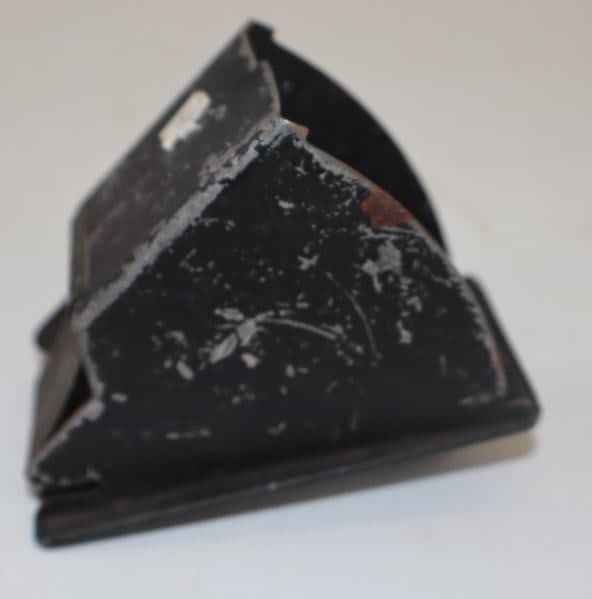 1930's Packard Ash Tray: 2.50" x 1.50" x 3.75"