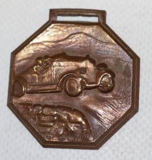 Embossed Brass Early Car Scene Watch Bob (1 of 2)