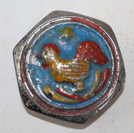 Tuk-Tuk Motorcycle/Sidecar Threaded Hubcap (1 of 2)