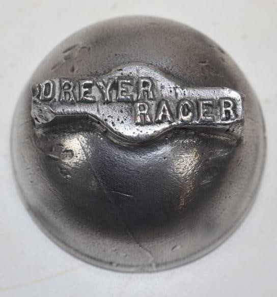 Dreyer Racer Motorcycle/Sidecar Threaded Hubcap (1 of 2)
