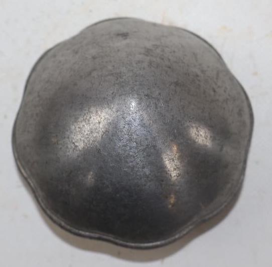 Unmarked Domed Motorcycle/Sidecar Threaded Hubcap: 3.25" diameter