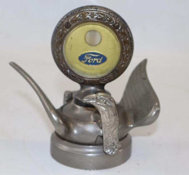 Winged Ford Boyce Moto Meter (1 of 5)