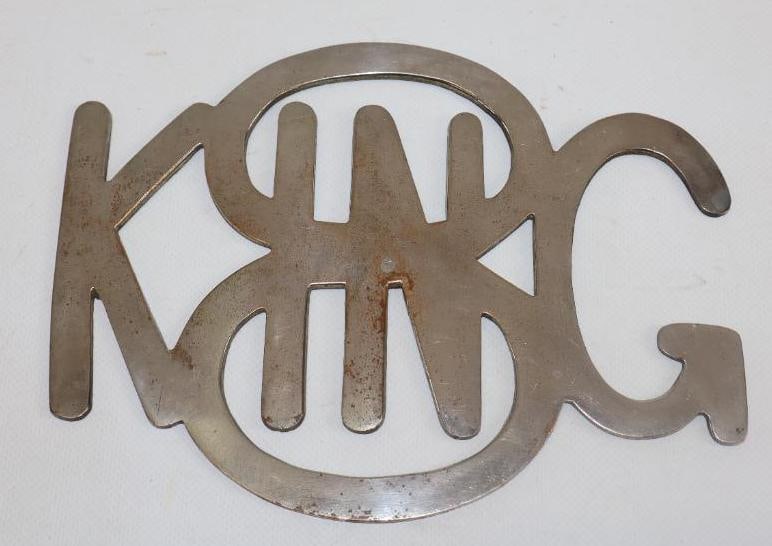 King 8 Radiator Emblem Script (1 of 2)