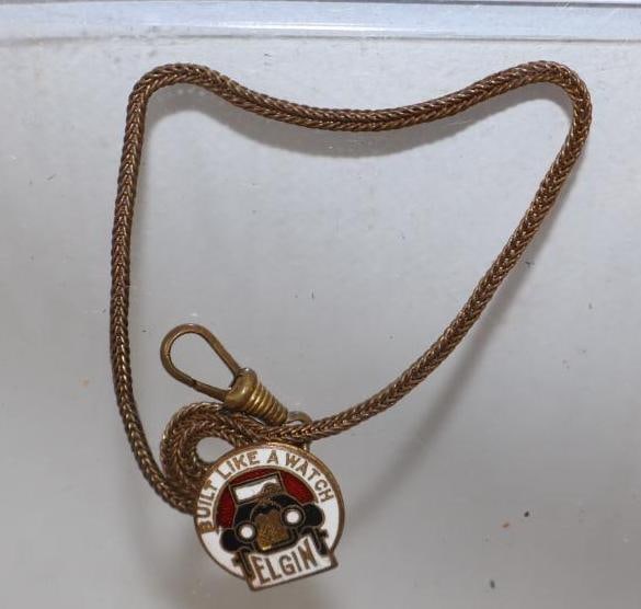 ELGIN AUTOMOBILES CLOISONNE WATCH FOB WITH CAR GRAPHIC. (1 of 2)