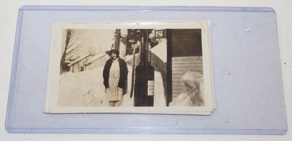 COLLECTION OF 7: ORIGINAL PHOTOGRAPHS OF MOBIL SERVICE STATION. (1 of 2)