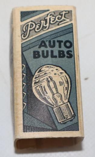 PERFECT AUTO BULBS NEW OLD STOCK LAMP BULB.: 2.5" 1920'S N.O.S. PERFECT AUTO BULB IN CARD STOCK ADVERTISING SLEEVE. CONDITION: OVERALL VERY GOOD SHOWING GRAPHIC ON ALL FOUR SIDES. BULB IS INTACT AND IN EXCELLENT CONDITION.