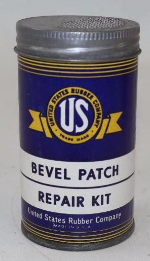 UNITED STATES RUBBER COMPANY TIRE REPAIR KIT. (1 of 2)