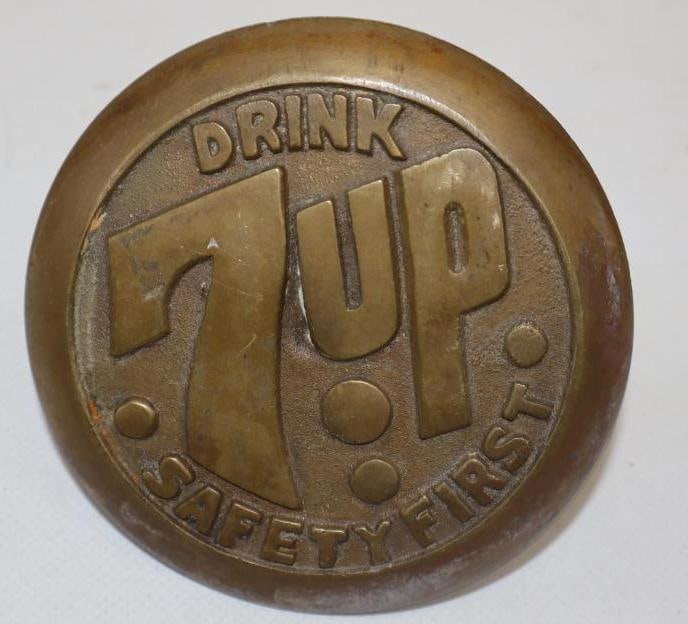 RARE DRINK SEVEN UP SODA POP BRASS CROSSWALK PUSH (1 of 2)
