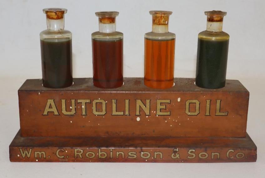 Autoline Oil Wm. C. Robinson & Son Metal Oil Sample Display (1 of 3)